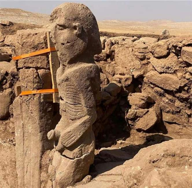 Karahan Tepe ve Göbekli Tepe’de Yeni Arkeolojik Keşifler